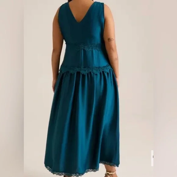FESTI of Torrid Lace Trim Maxi Dress – Teal Blue – Size 2 (XXL / 18–20) – NWT - Picture 5 of 8